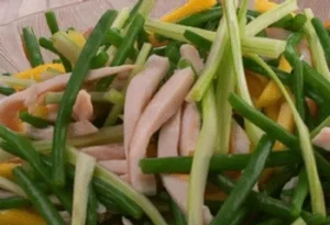 Salade gerookte kip